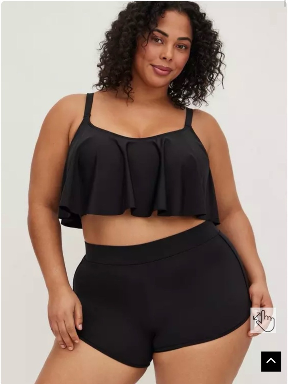 Torrid NWT High-Rise 4 Inch Swim Short Size 2